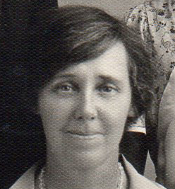Photo of photos/Winifred Lumb (wife of Charles McLennan)